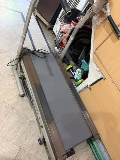 Motorized Treadmill for Sale – Good Condition