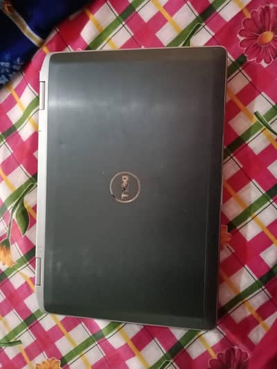 dell laptop 4gb ram ssd