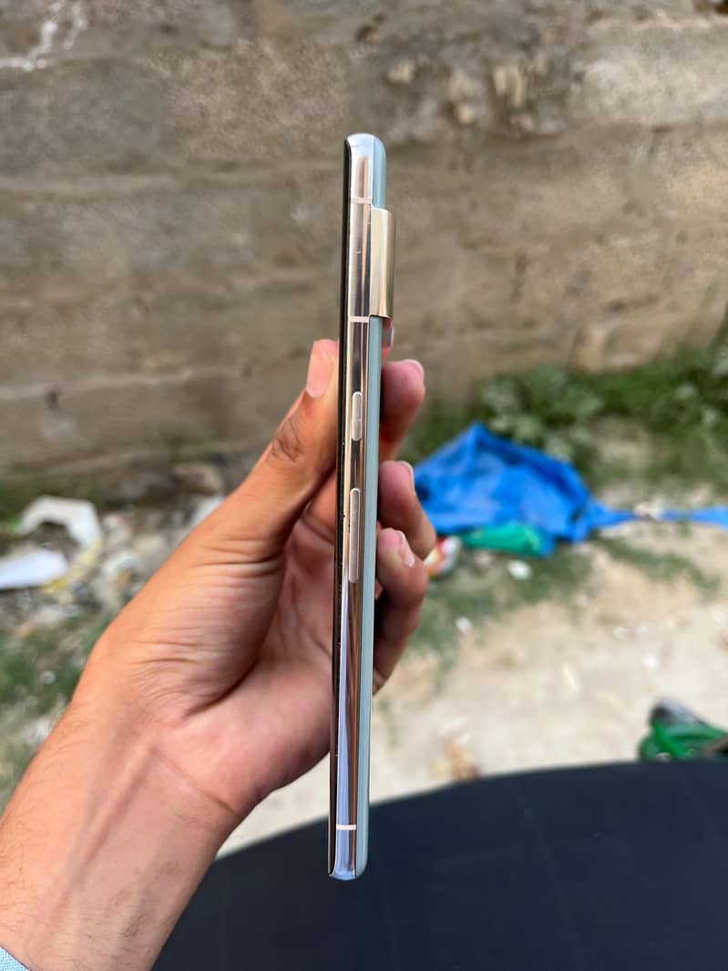 Google pixel 7 pro 1