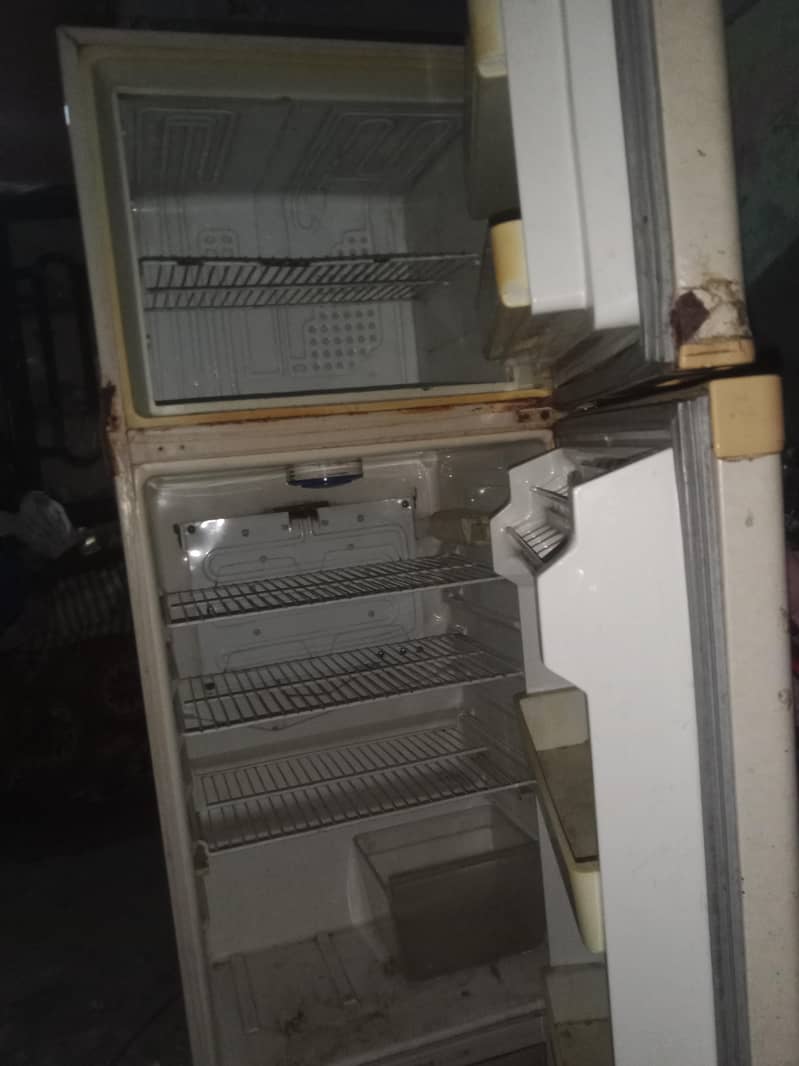 Used ferigerator 1