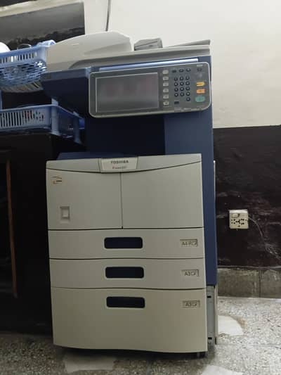 Photocopier Machine Toshiba eStudio 257 with duplex ADF