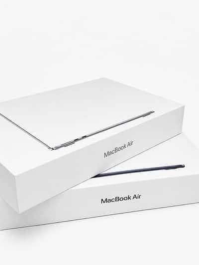 Macbook air 2026 model M5 chip 16/512 GB