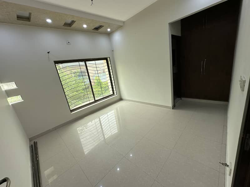 10 Marla Upper Portion Available 7