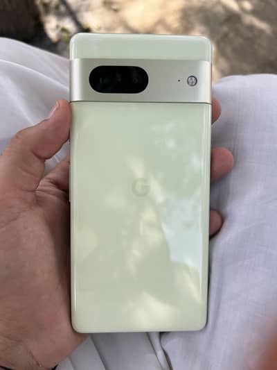 Google pixel 7 10/10 condition  emergency selling
