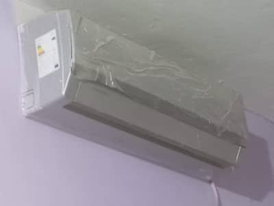 gree 1.5 ton split inverter AC for sale