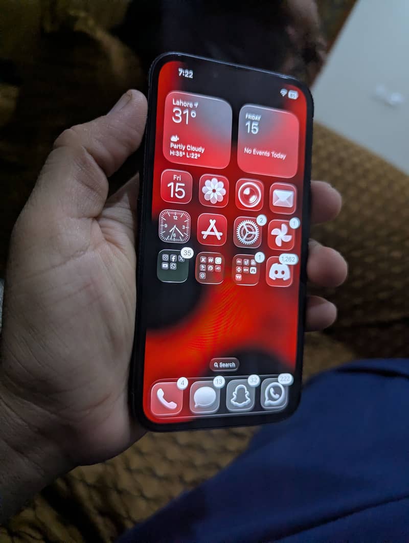 Iphone 16e JV 1