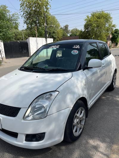 Suzuki swift DX 2012 model