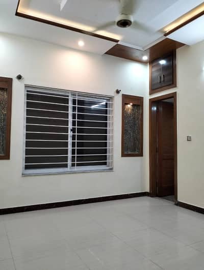 25x40 upper portion for rent