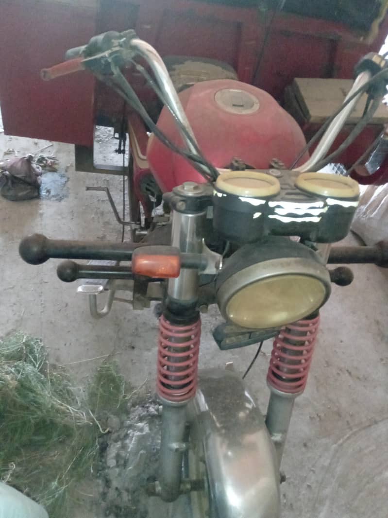 Loader Riksha 3