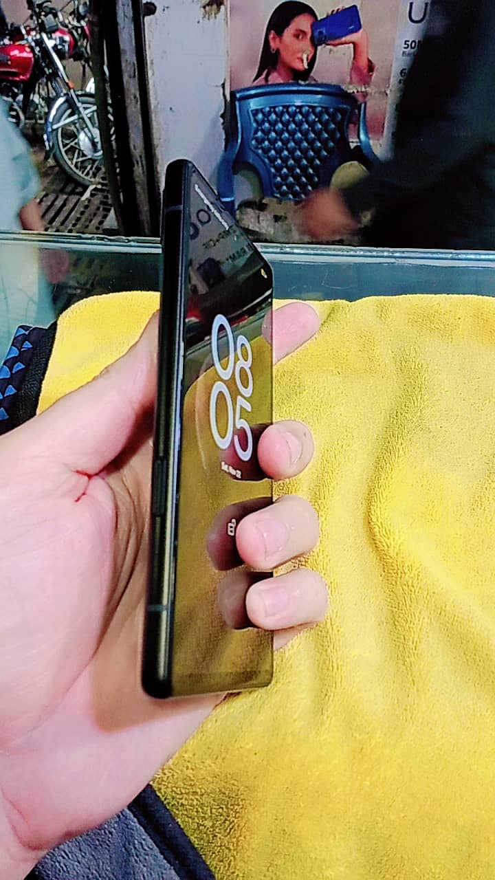 Google Pixel 6a 1
