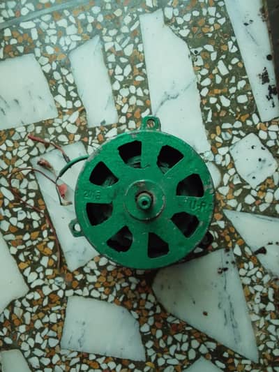 lahori cooler moter original like new