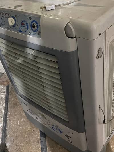 Toyo Plastic Body Room Cooler