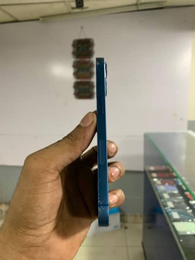 I PHONE 13 128 GB NON PTA FACTORY UNLOCKED 