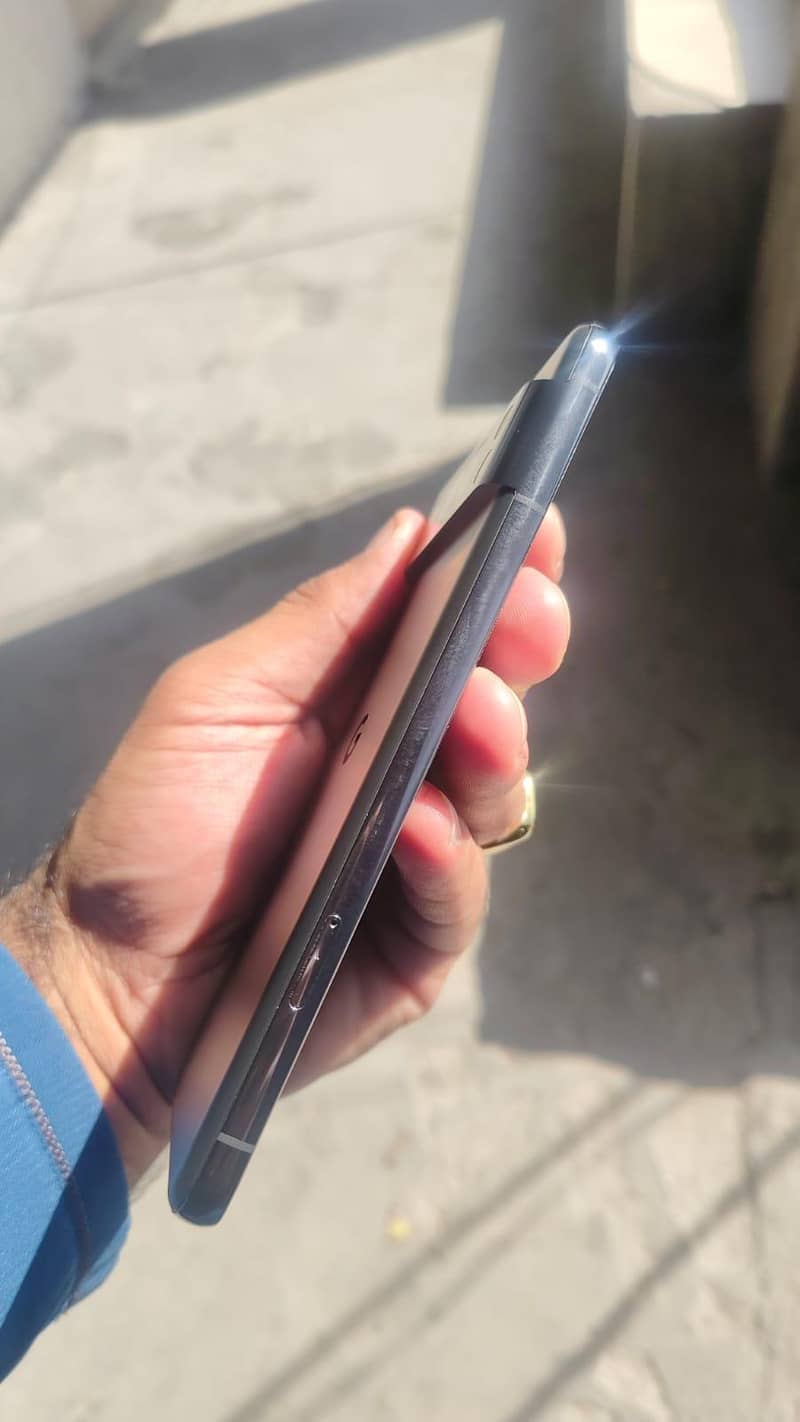 Google Pixel 8 pro 10