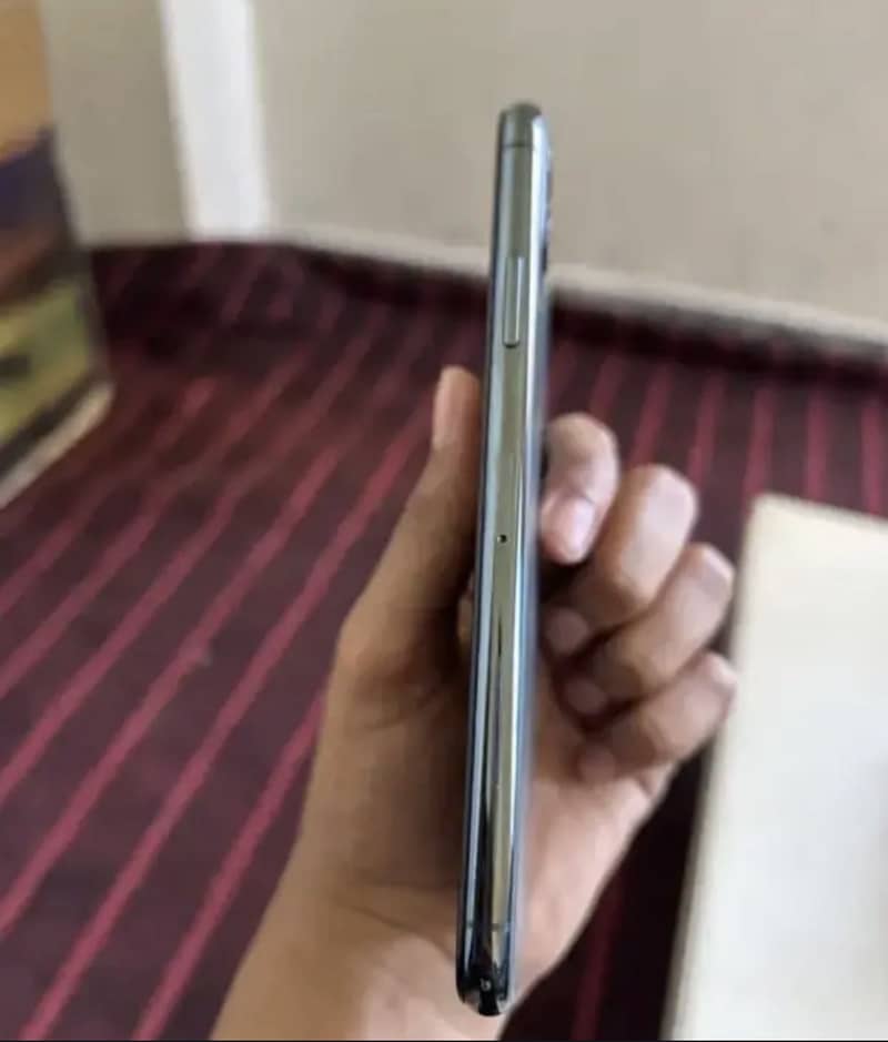 Iphone 11 pro max 1