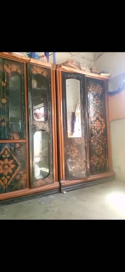 urgent sale Karna he bed with metress almari divider