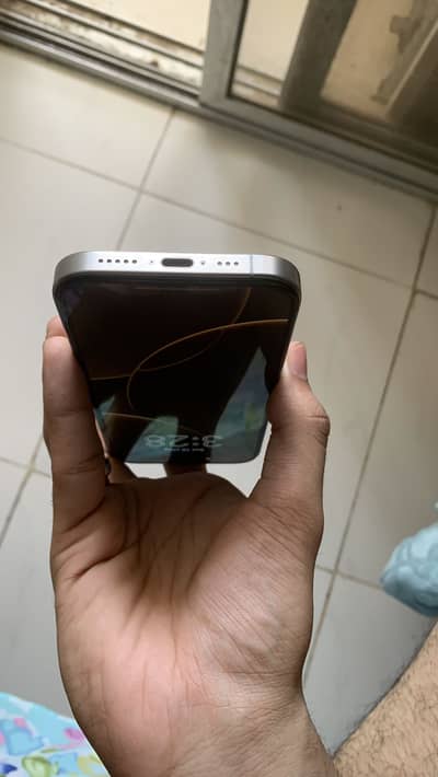 Iphone 16 pro (panel changed)