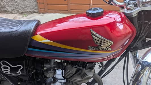 125 2012 Model Fuel tank set