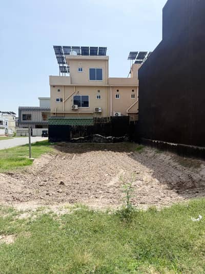 Prime Location In Park View City - Silver Block 5 Marla Residential Plot For sale