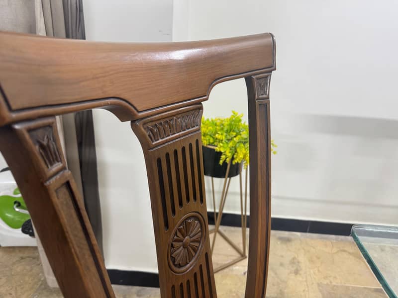 Premium Quality Dining Table 5