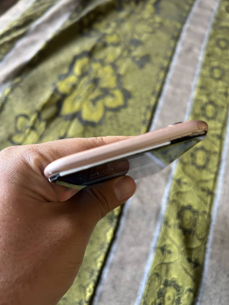 Oppo A83 4