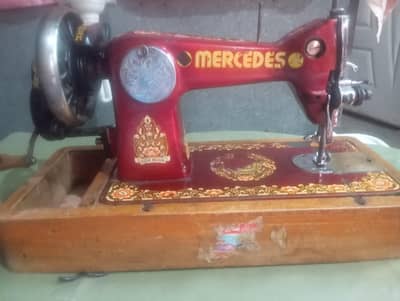 SEWING MACHINE for sale