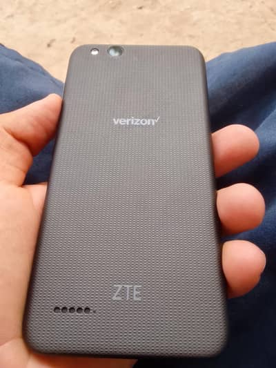 Mobile  name  Verizon  ZTE