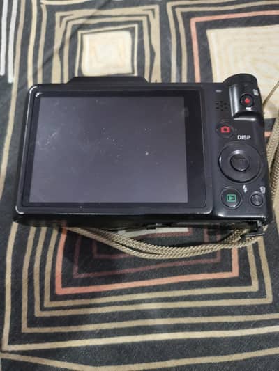 Feltron Camera 16.1 megapixels Lens With 24x Optical Zoom