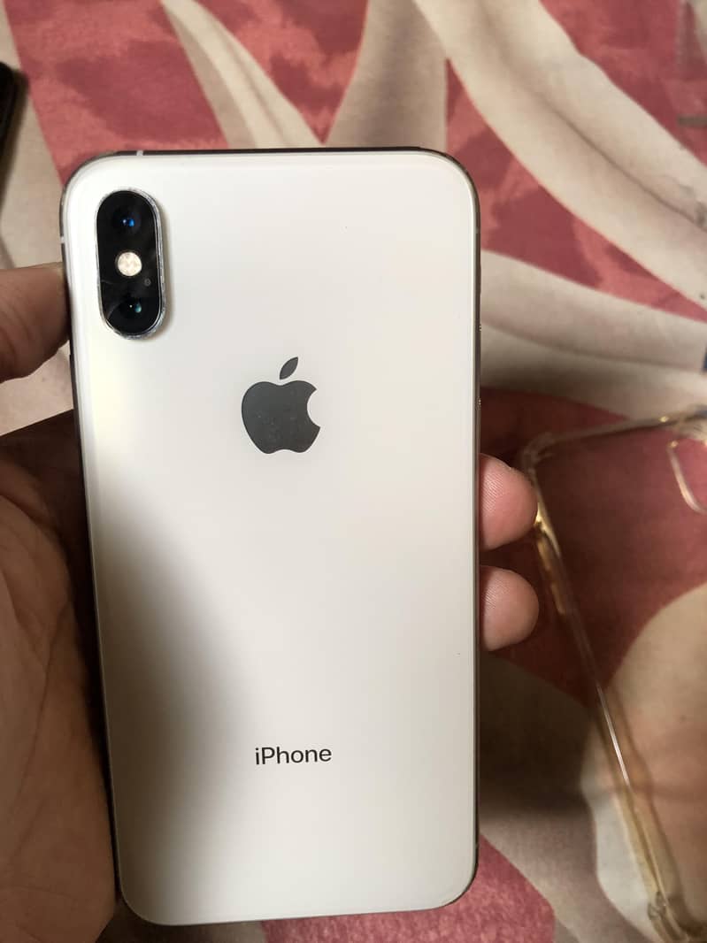 iphone xs 1