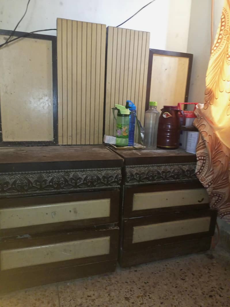 bed side tables 0