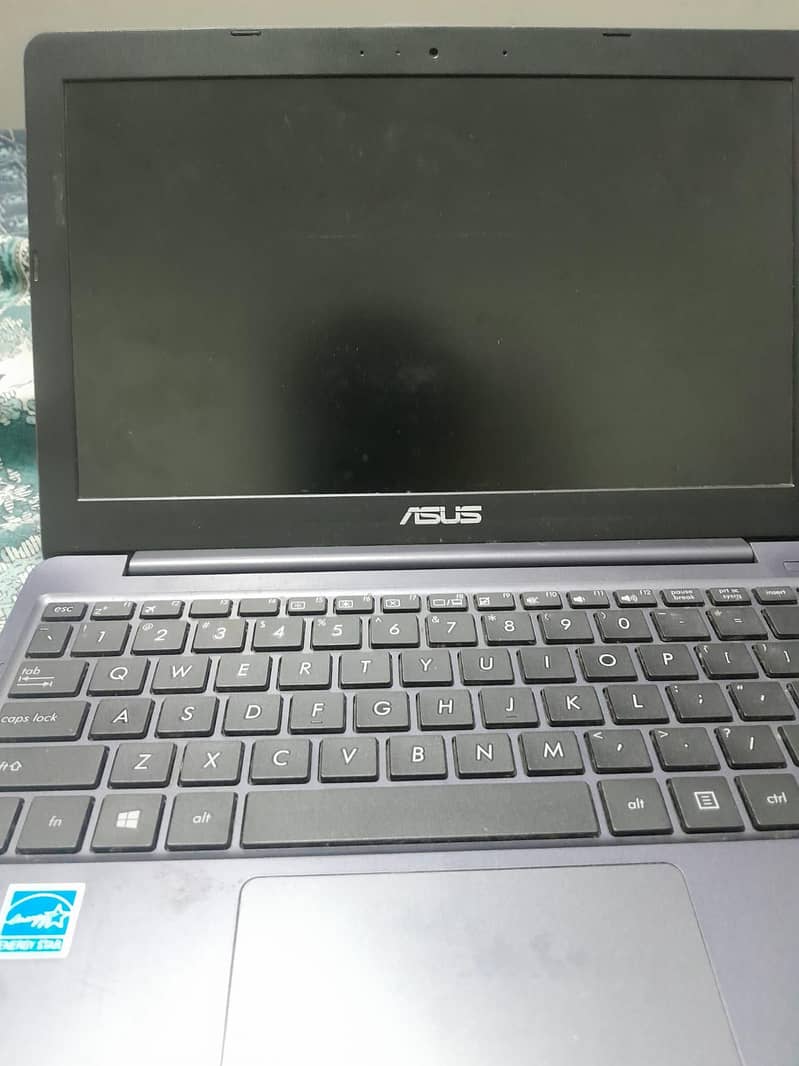 Asus Notebook 1