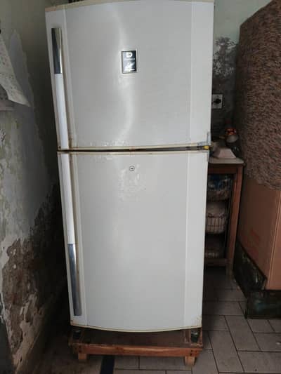 Dawlance Refrigerator Model No (9122)