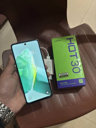 Infinix Hot 30 8+8 / 128 gb with box original condition