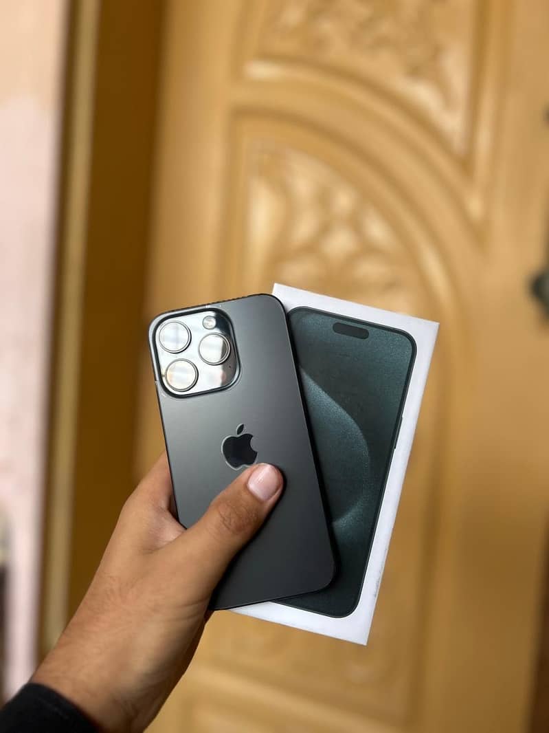 iPhone 15 pro 0