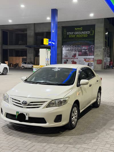 Corolla XLI 2013 Excellent condition on my name car original condition