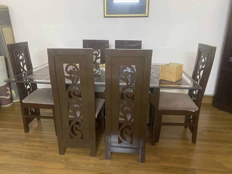 Dining table 6 chairs 0