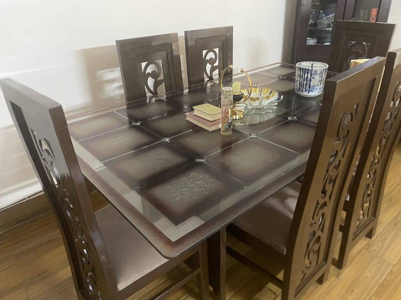 Dining table 6 chairs 1