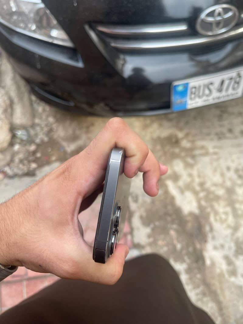 Iphone 13 pro max 2