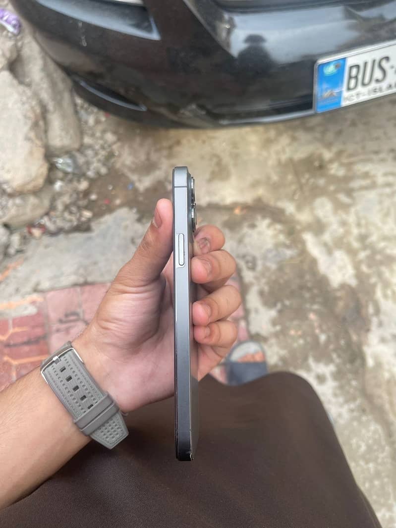 Iphone 13 pro max 4