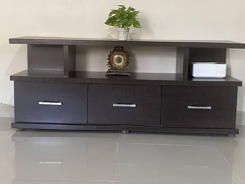 Console table 0