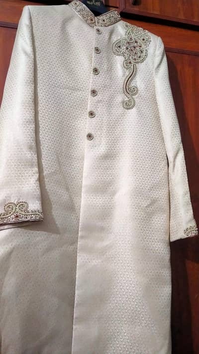 Elegant Men’s Sherwani