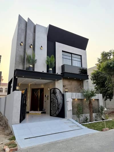 Lavish 5 Marla House With Modern Interior For Sale