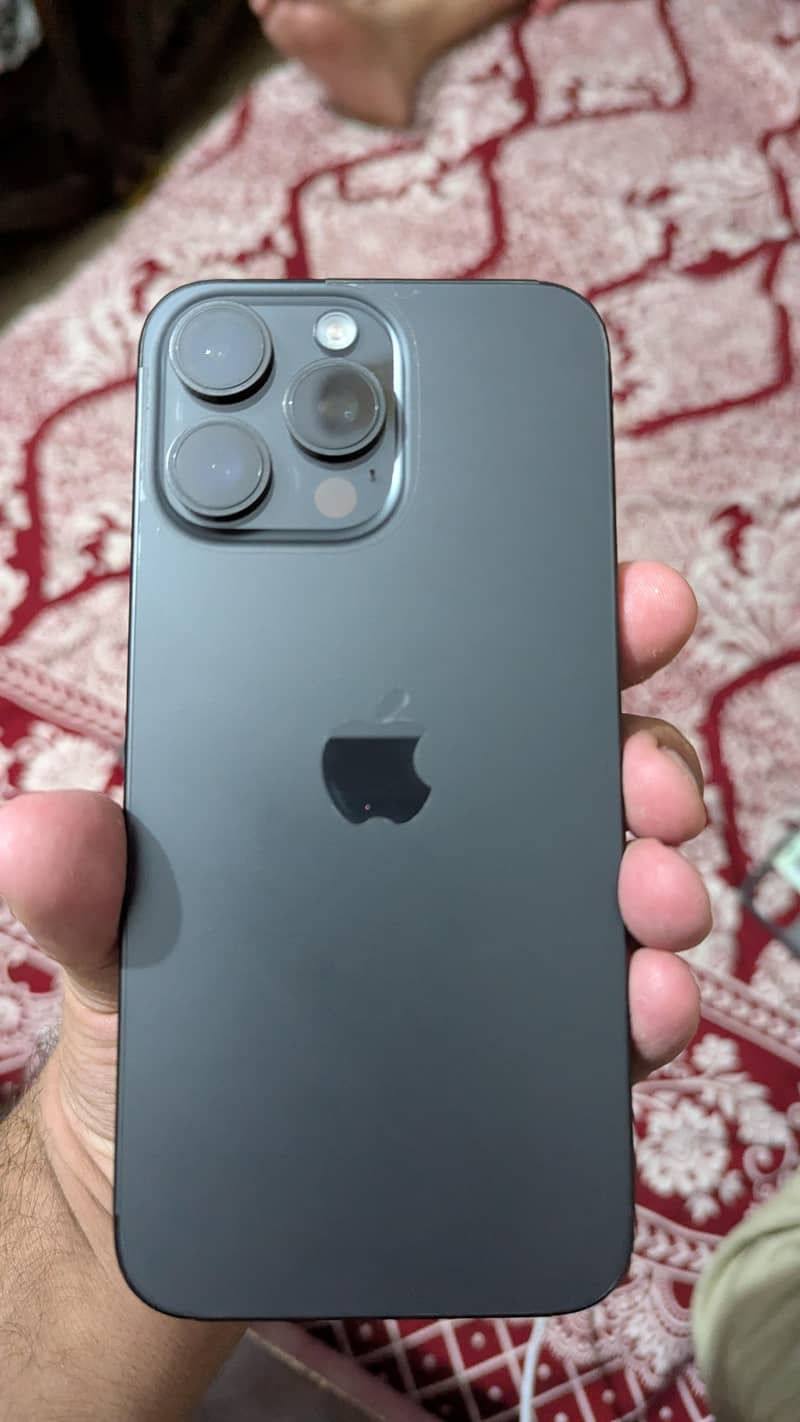 Iphone 15 pro max 1