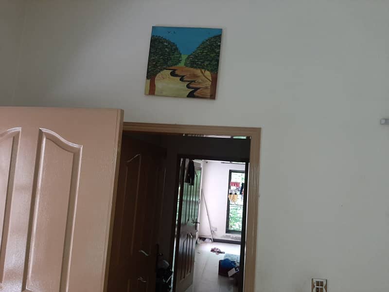 Upper portion for Rent 0