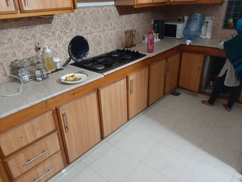 Upper portion for Rent 1