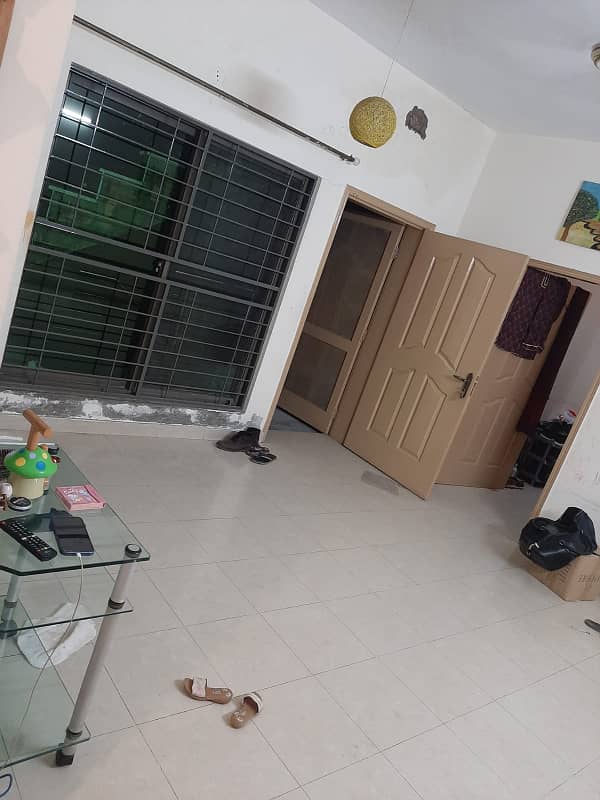 Upper portion for Rent 7