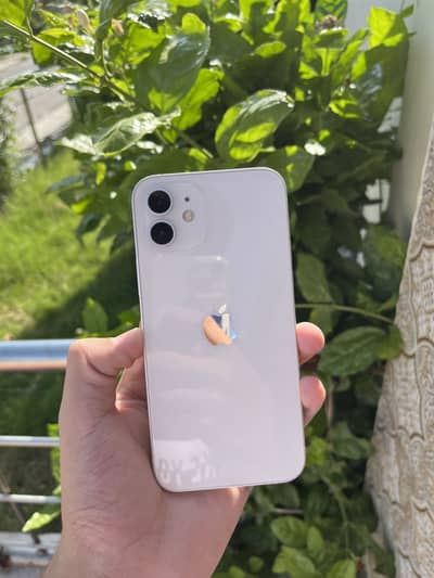 Iphone 12 non pta With 4 months sim time