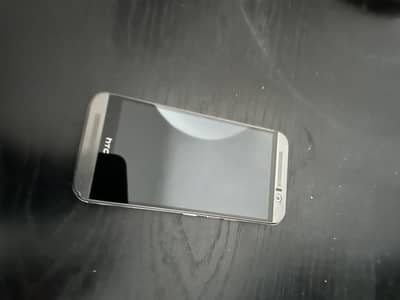 HTC One M9