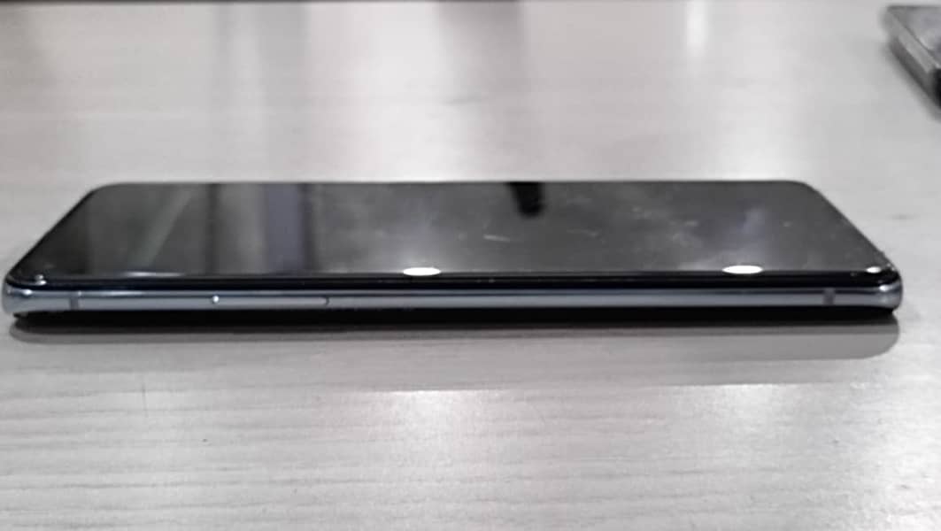 One Plus 8T 4