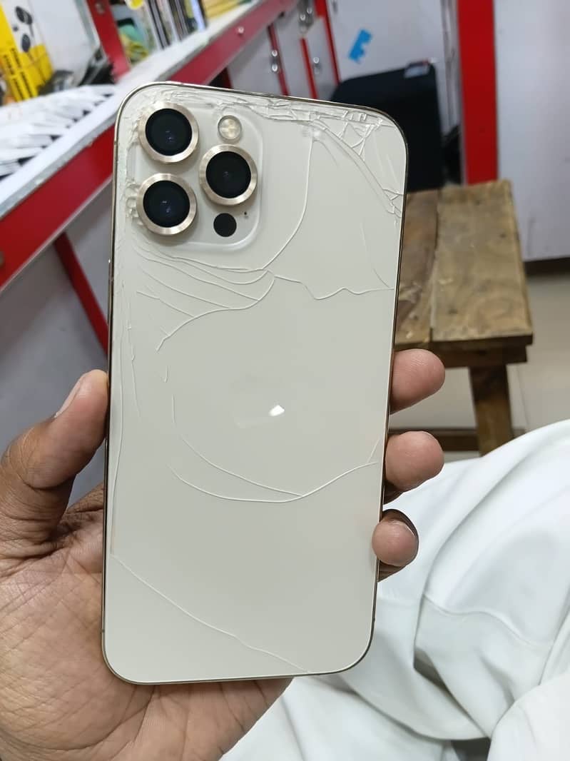 Iphone 12 pro max 1